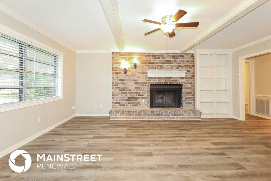 Building Photo - 25414 Foxbriar Ln