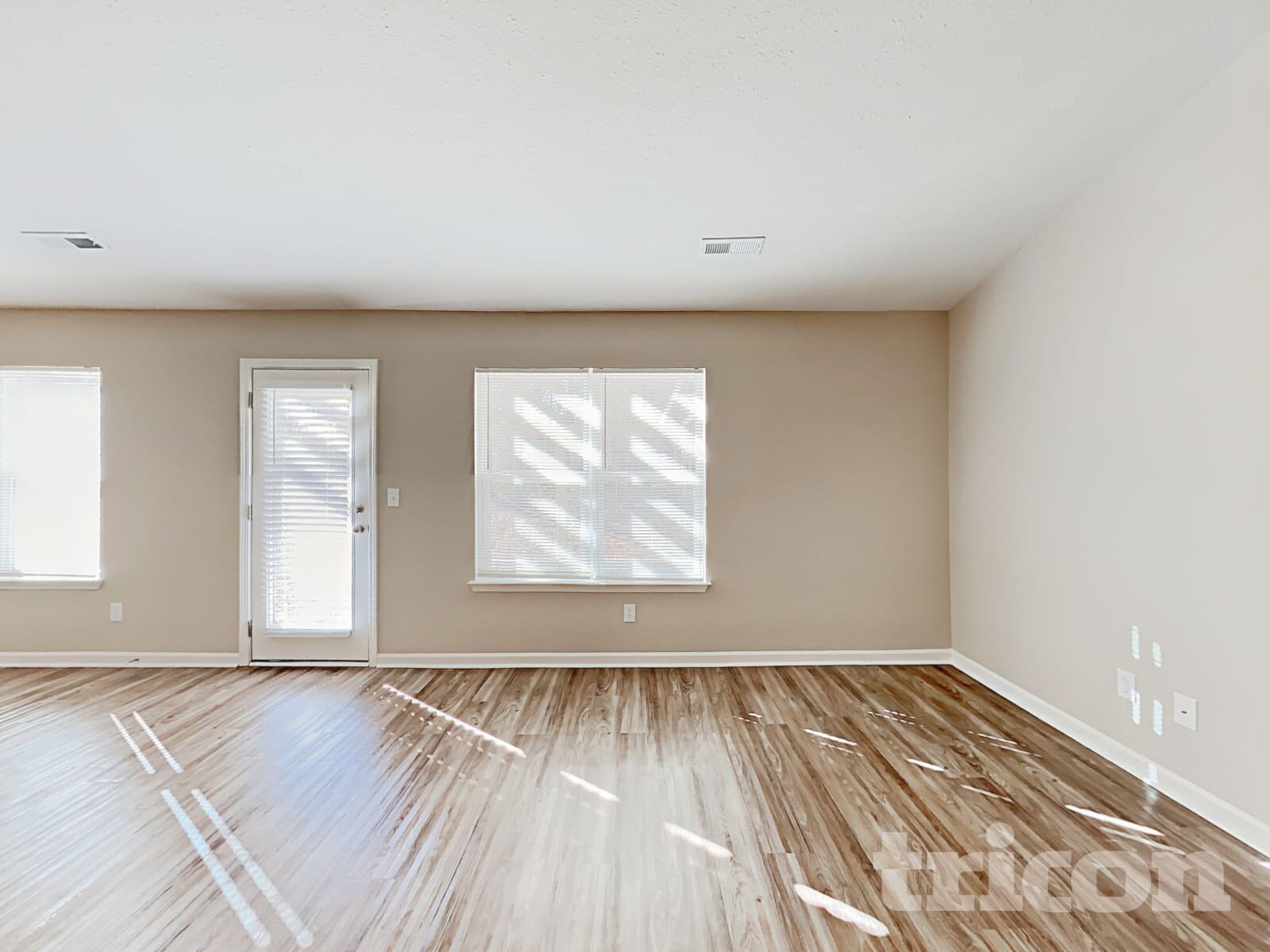 Building Photo - 39 Reno Ct