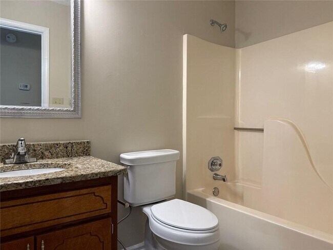 Building Photo - 217 Briarpatch Ct