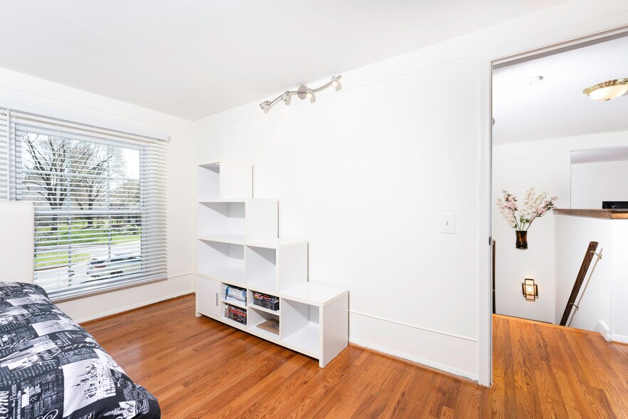 Building Photo - 9129 Wandering Trail Dr