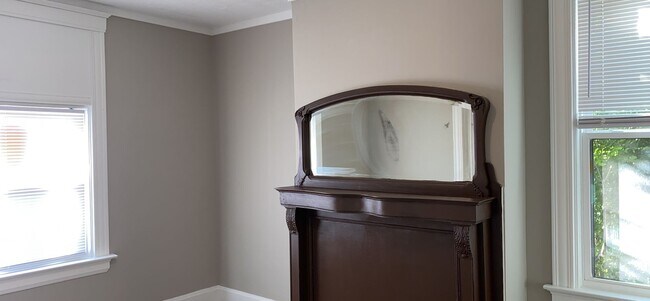 Building Photo - 2009 Ryan Ave