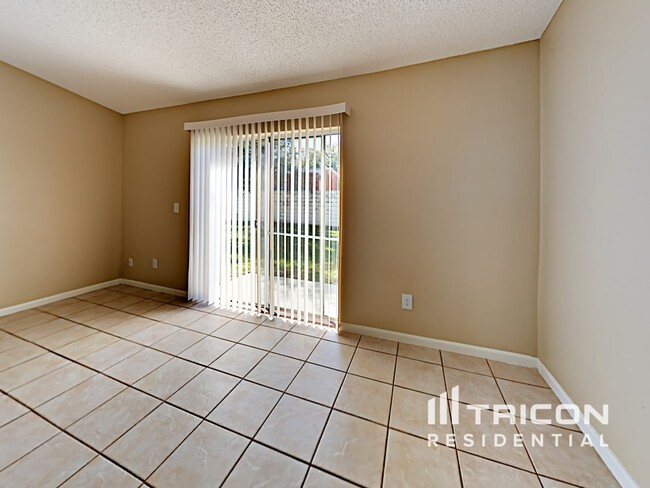 Building Photo - 1166 Tyler Lake Cir