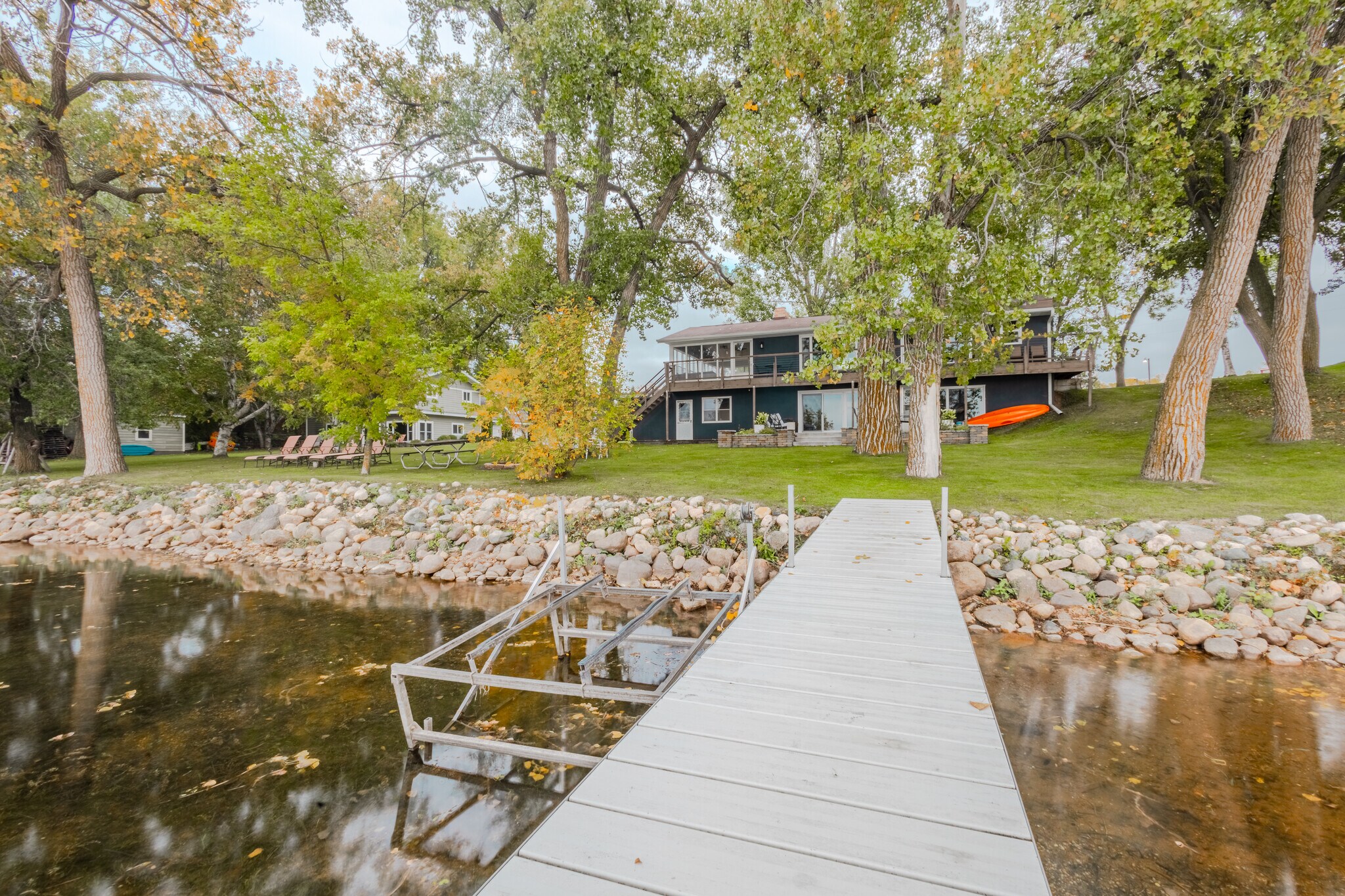 Building Photo - 6806 Sunset Strip NW