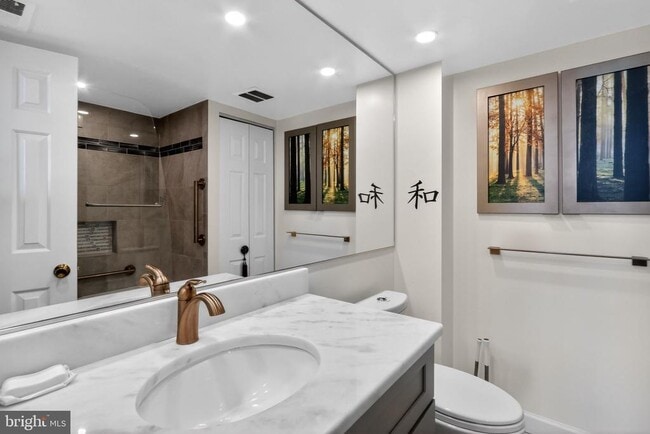 Building Photo - 1200 Braddock Pl