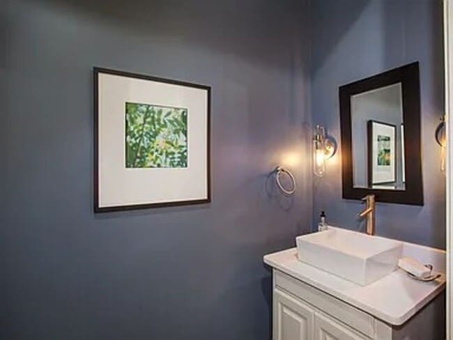 Building Photo - 105 Broadfoot Cir