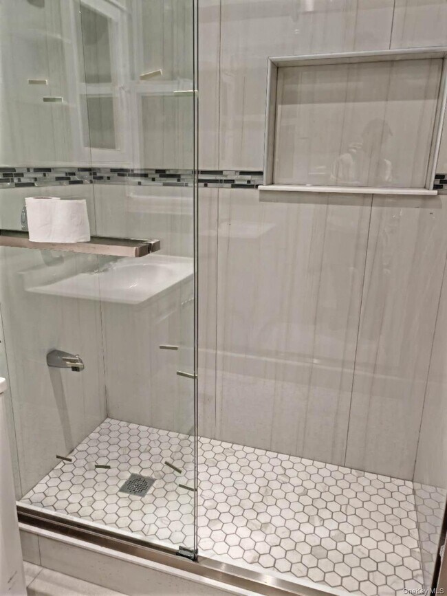 Building Photo - 1740 Mahan Ave