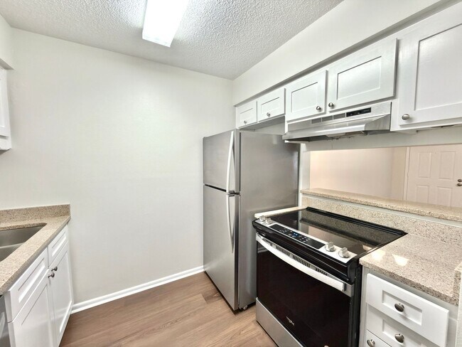 Building Photo - 5212 Butter Creek Ln