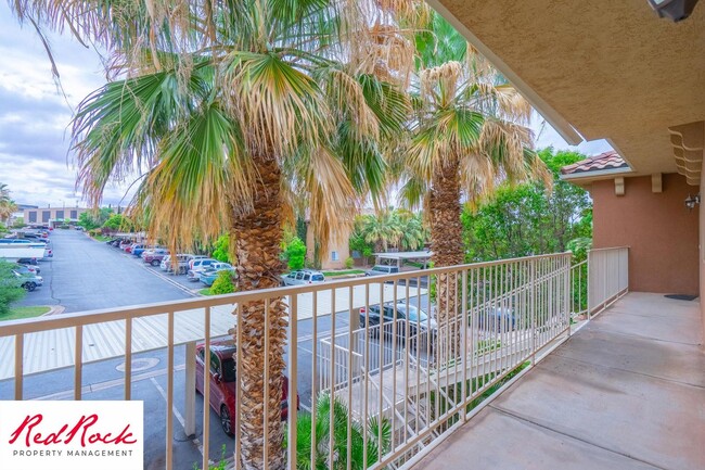 Building Photo - Pet Friendly 2 Bedroom 2 Bathroom Condo.