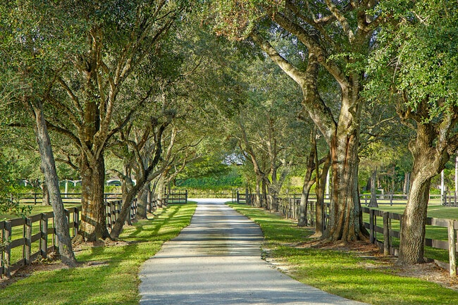 Building Photo - 12284 Indian Mound Rd