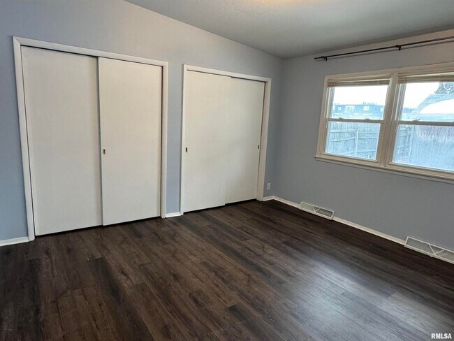 Building Photo - 3812 Mississippi Ave