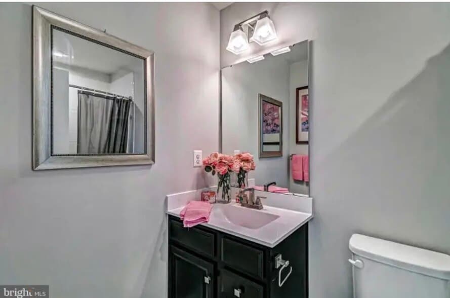 Building Photo - 2820 Arts Vista Blvd