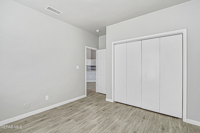 Building Photo - 5270 Sean Haggerty Dr