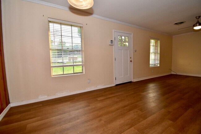 Building Photo - 3 Bed 1 Bath in Arcadia