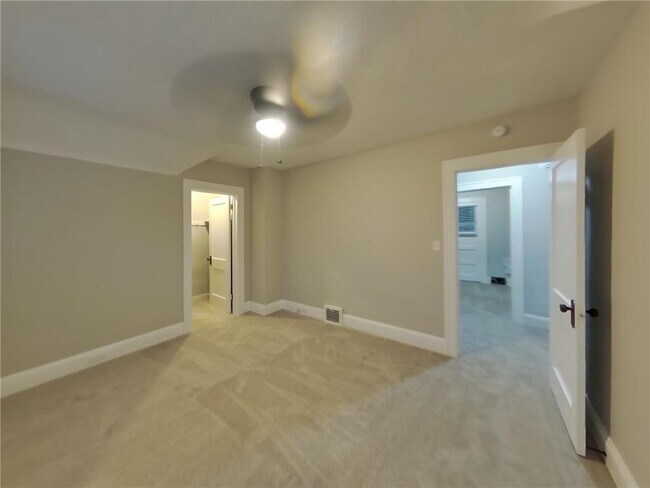 Building Photo - 2322 NE Stinson Pkwy