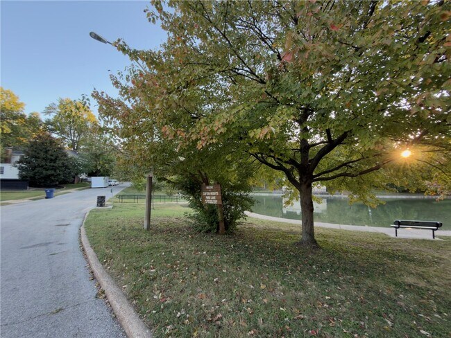 Building Photo - 6015 Elizabeth Ave