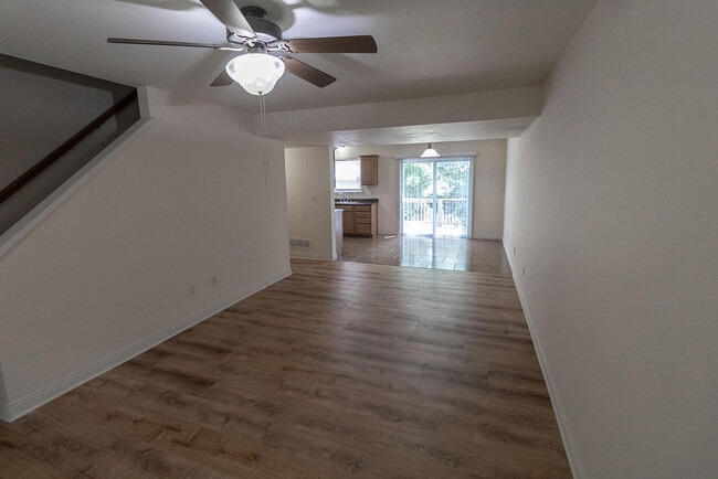 Building Photo - 4610 Dehaven Dr