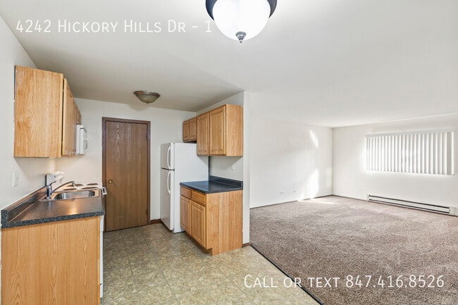 Building Photo - 4242 Hickory Hills Dr
