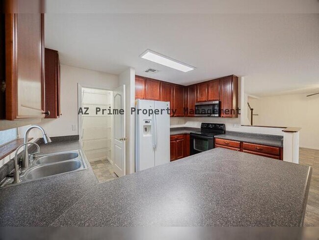 Building Photo - 11424 W Austin Thomas Dr