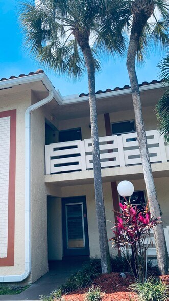 Building Photo - 3276 NW 102nd Ter