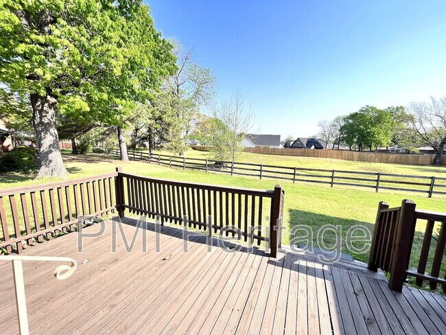 Building Photo - 3101 Brooken Hill Dr