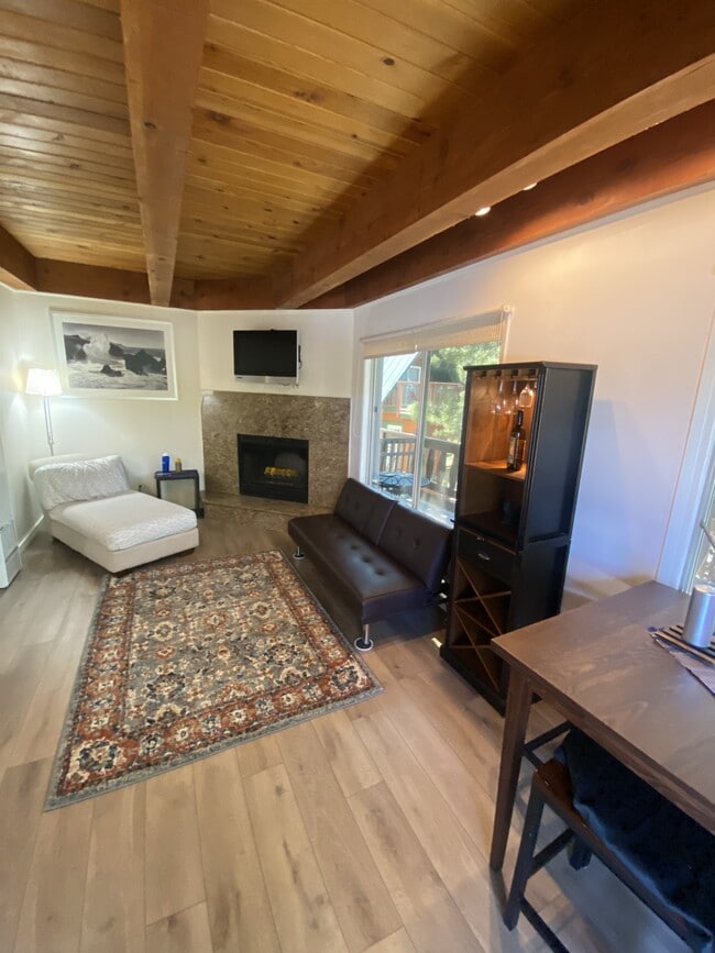 Building Photo - 259 Tramway Dr