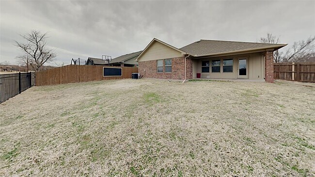 Building Photo - 18408 Agua Dr