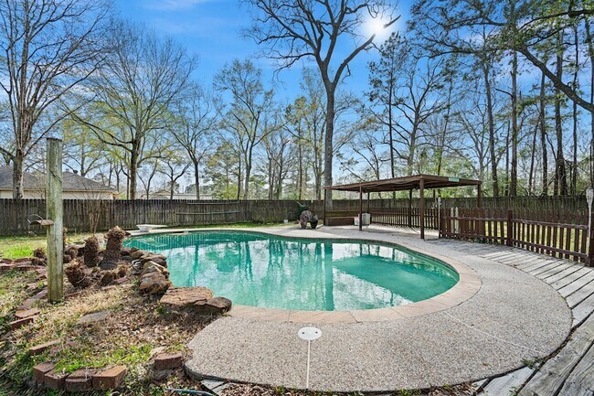 Building Photo - 23864 White Oak Ct