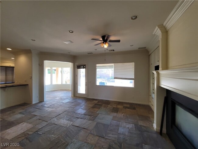Building Photo - 9338 Wilderness Glen Ave