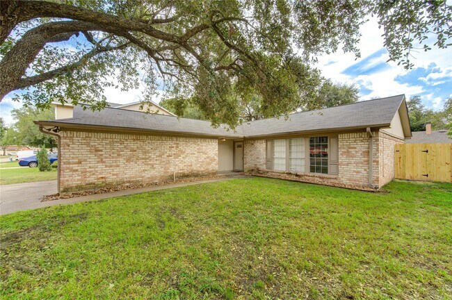 Building Photo - 950 Grand Jct Dr