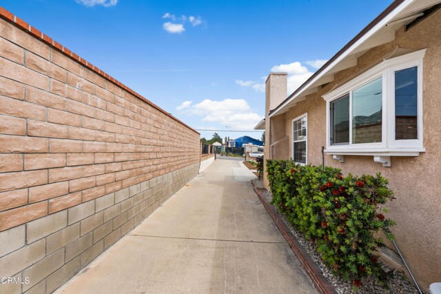 Building Photo - 3101 N Olive Ave