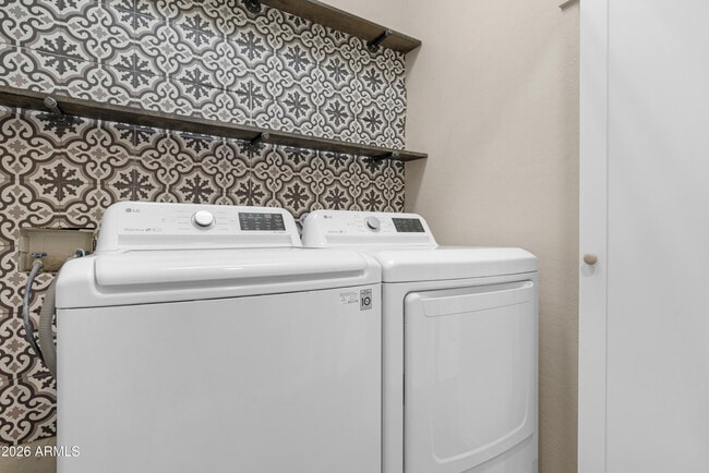 Building Photo - 14548 N 87th Ave