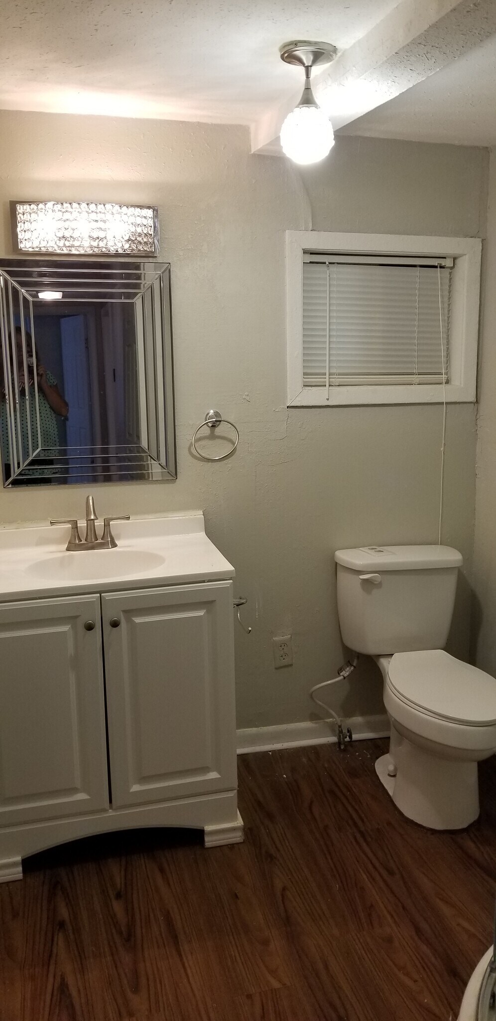 Building Photo - 1117 E Nettie Ave