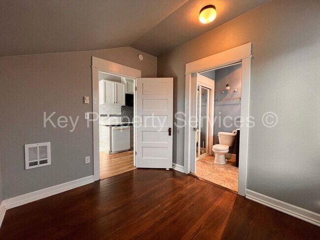 Building Photo - MOVE IN SPECIAL! Call for details. Charmin...