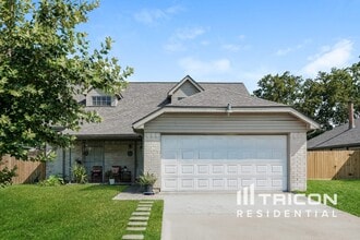 Building Photo - 12219 White River Dr