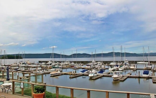 Building Photo - 2003 Half Moon Bay Dr