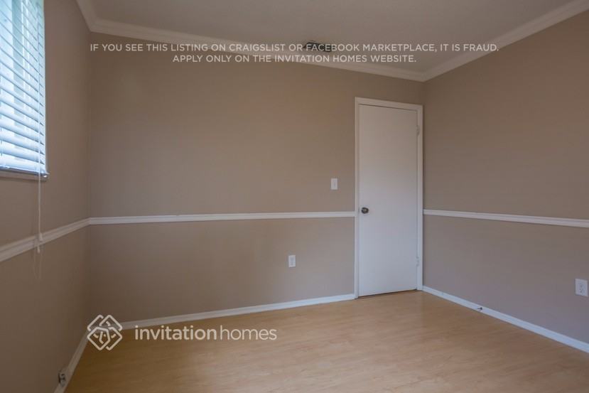 Building Photo - 9020 SW 55th Ct