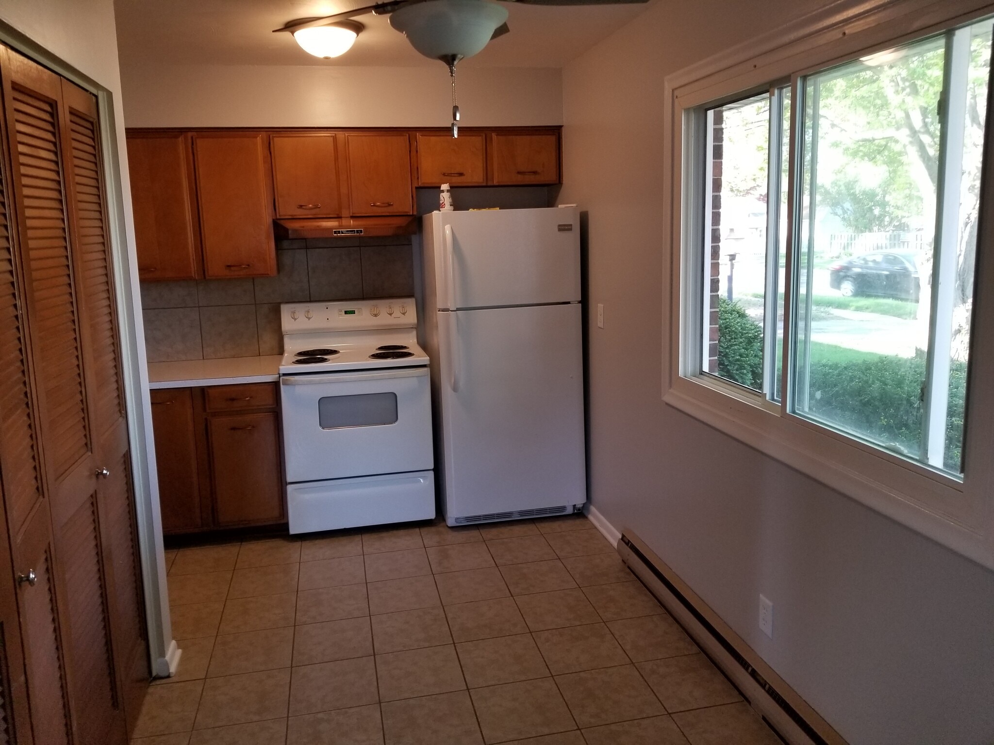 Building Photo - 1427 Glenwood St