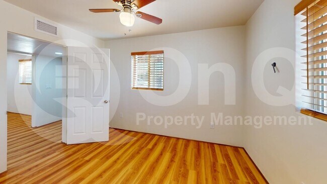 Building Photo - 1416 S Highland Ave