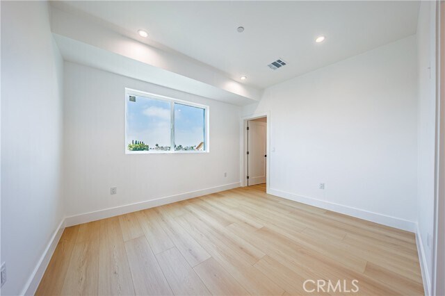 Building Photo - 1063 S Corning St