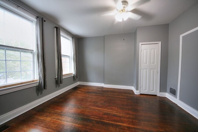 Building Photo - 4637 Virginia Ave