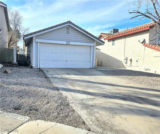 Building Photo - 113 Menta Ct