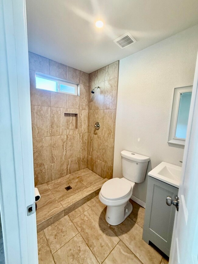 Building Photo - 52443 Tripoli Way