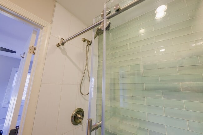 Building Photo - Modern End-Unit Townhome with Garage + Outdoor Space in SE DC