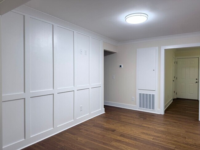 Building Photo - Beautifully Remodeled 3 Bedroom Home Just Minutes from Auburn University!
