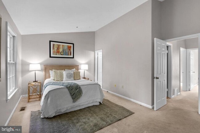 Building Photo - 2621 Chivalry Ct