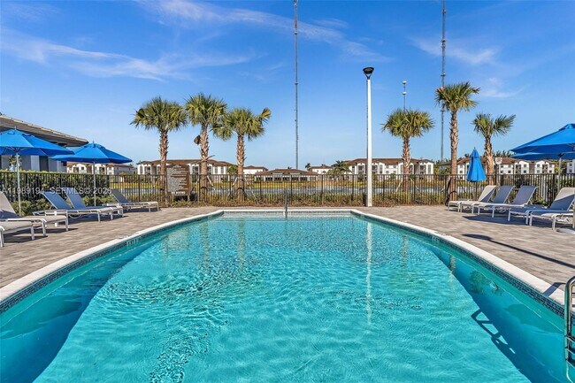 Building Photo - 20433 NW 4th Ave