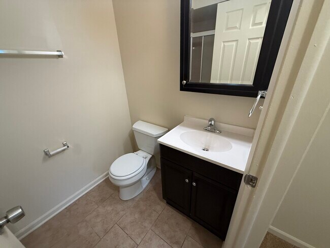 Building Photo - 110 N Kenilworth Ave