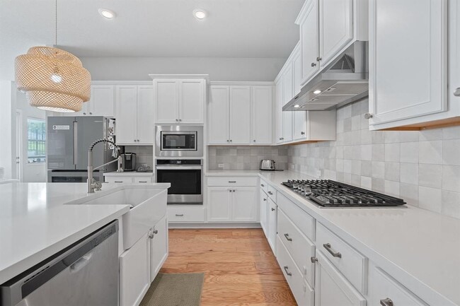 Building Photo - 104 Majestic Arroyo Way