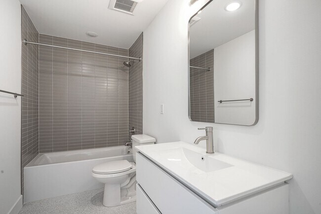 Building Photo - 2654 Coral St