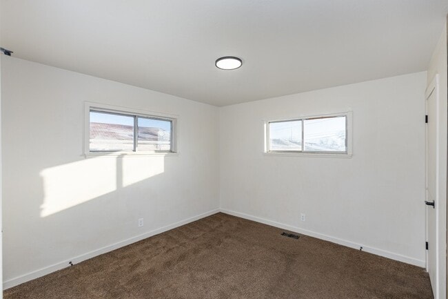 Building Photo - 4821 S 4180 W